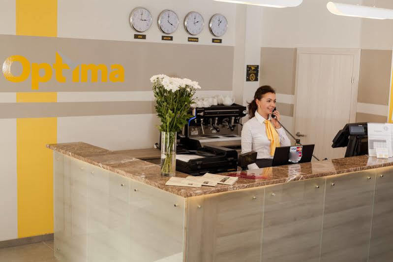 Optima Rivne Hotel Exterior photo